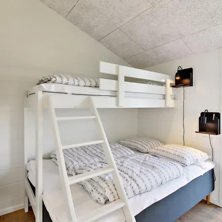 Holiday home Serey - 1-4km From The Sea In Nw Jutland By Interhome *
