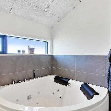 Ferienhaus Serey - 1-4km From The Sea By Interhome *